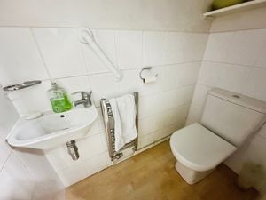 Bathroom- click for photo gallery